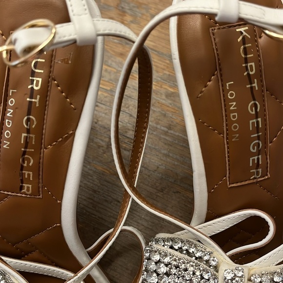 Kurt Geiger London Bromley Bow Ankle Strap Sandal size 40 - Picture 3 of 5